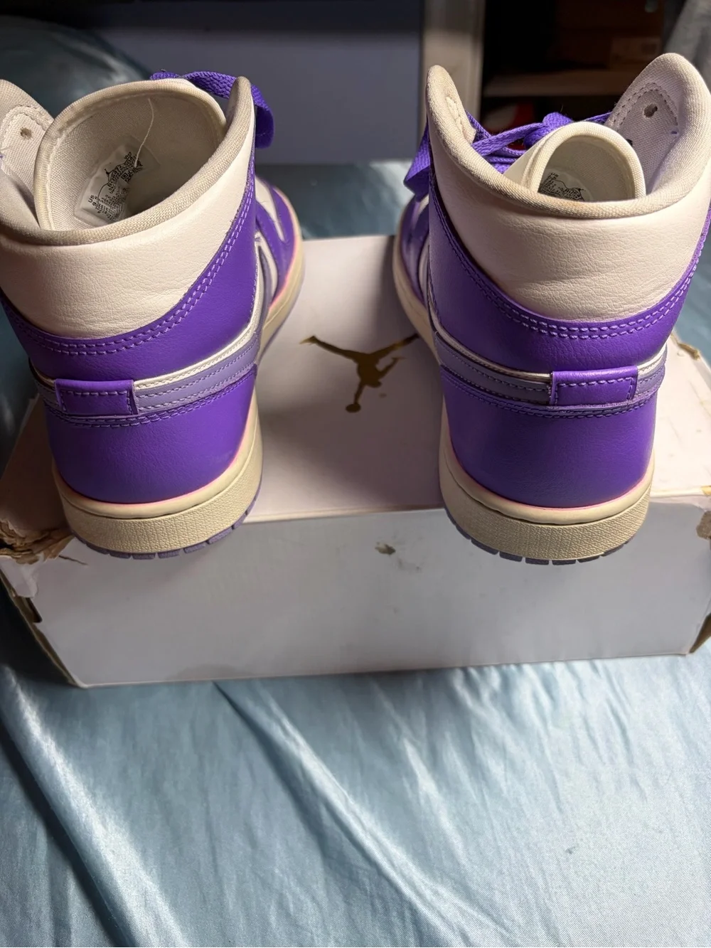 Nike Mid-Top Sneakers - Purple & White